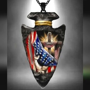 Beautiful flag and cross arrow head necklace with black chain! 🇺🇲 ✝️